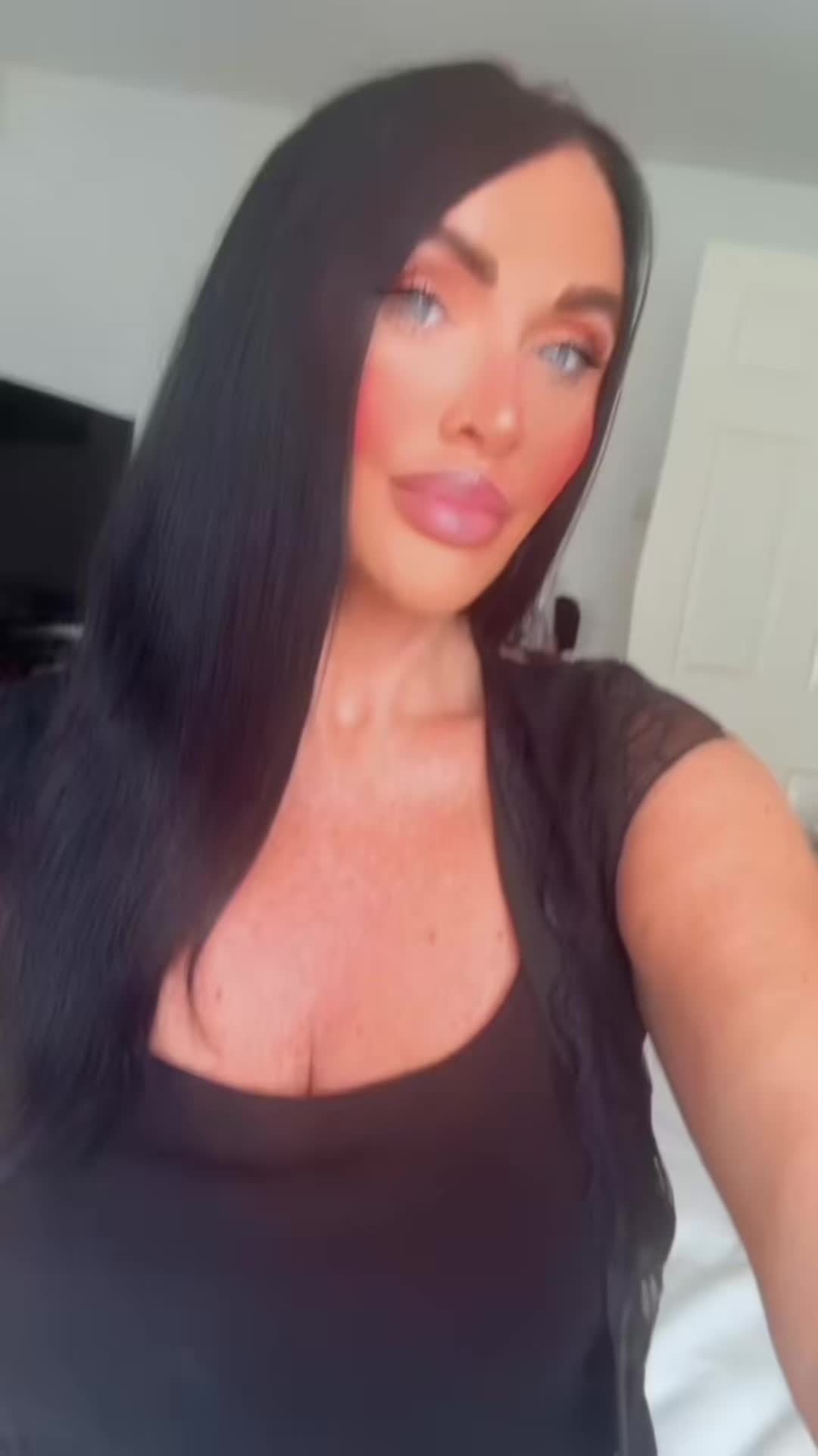 @katie_xstormi