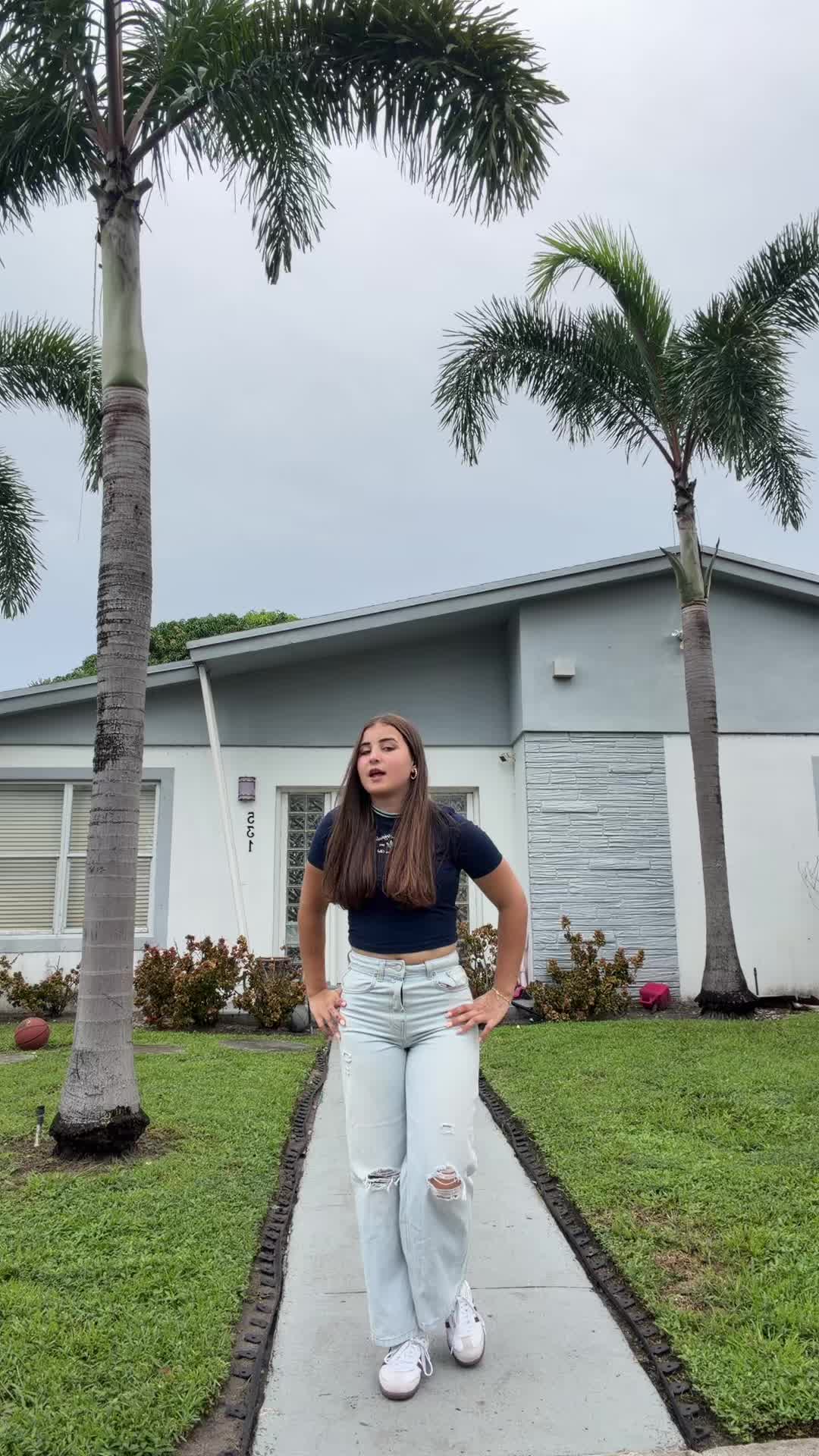 @Elishevaa