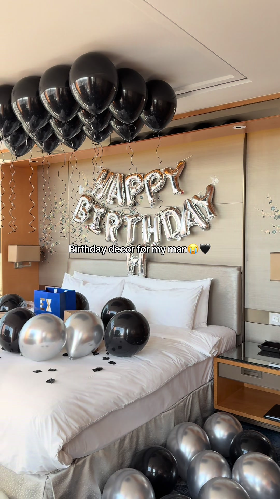 @littleballoonscompany ♛