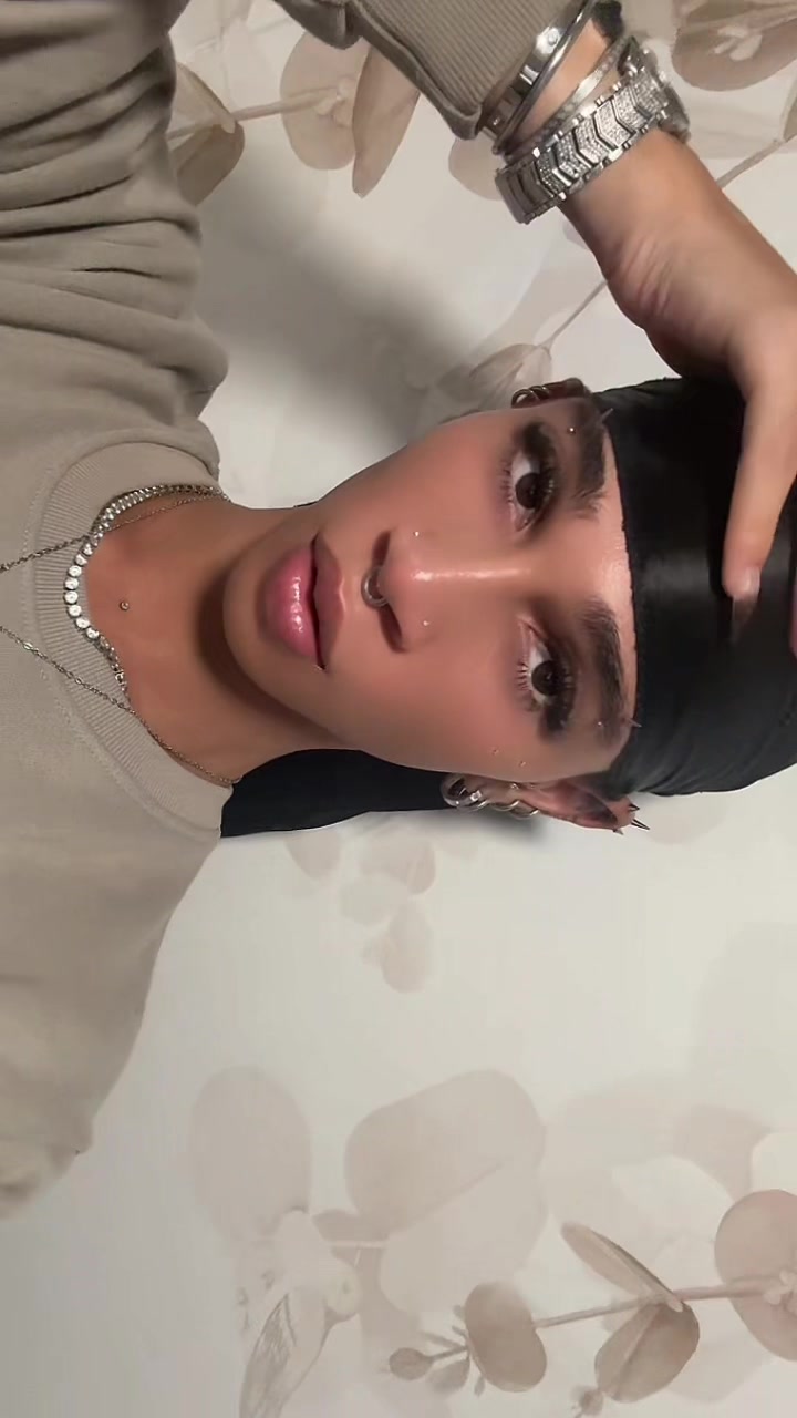 @𝐤𝐢𝐭𝐭𝐲𝐜𝐨𝐥𝐞 🐾