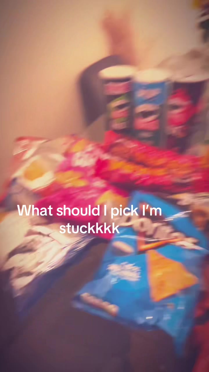 @𝐓𝐚𝐲!🥐🛍️