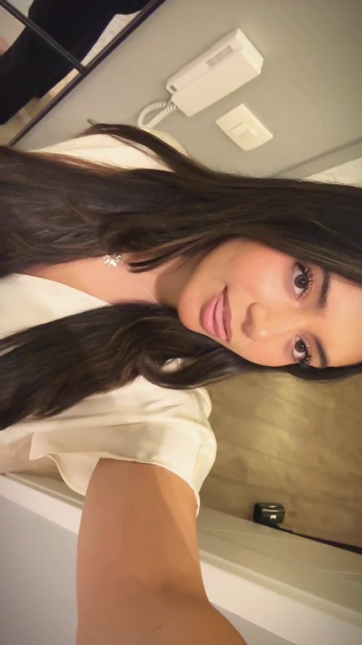 @️
