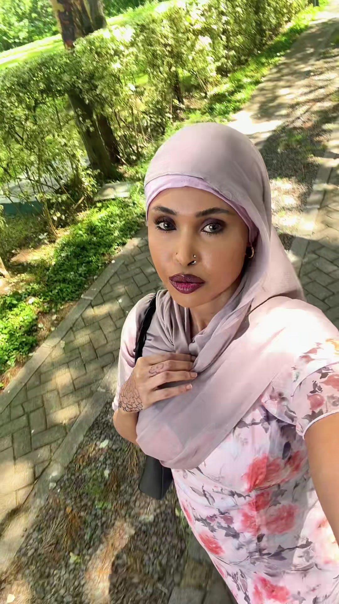 @ISHAAZIIZ