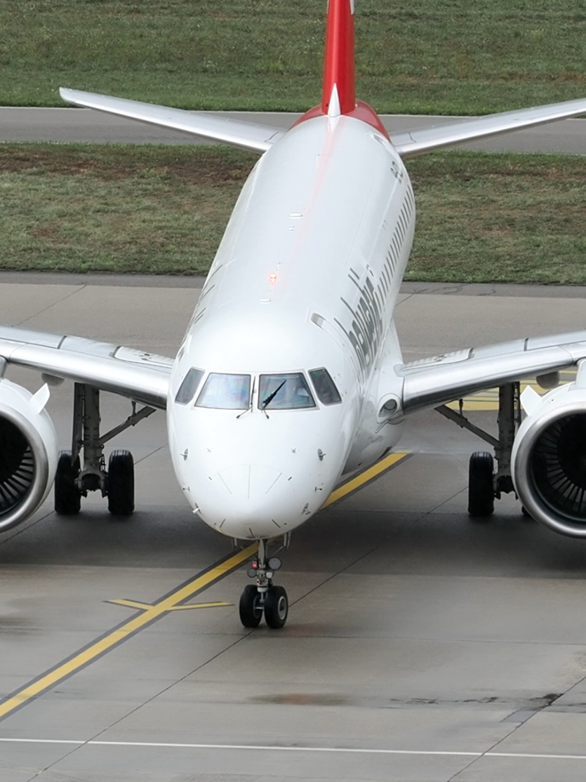 @RWY28