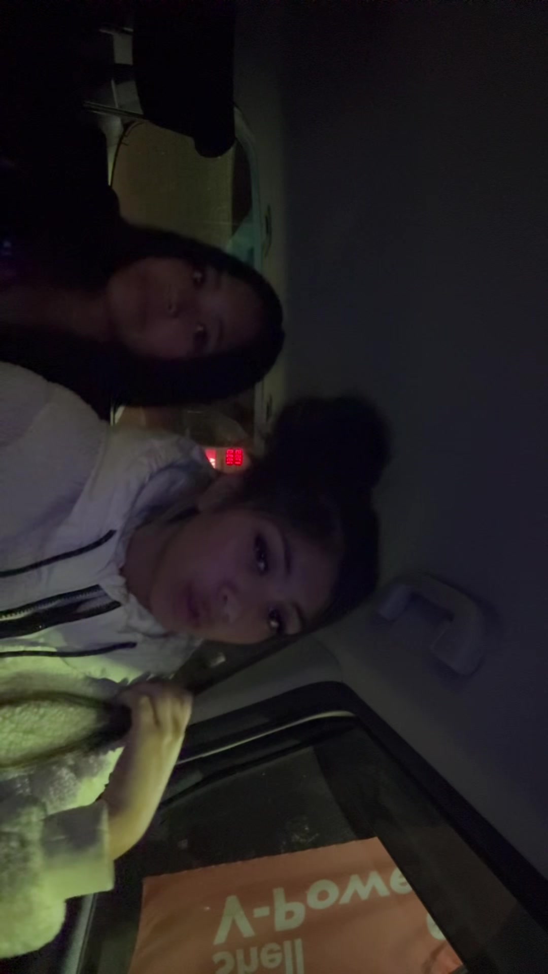 @nicole🥹