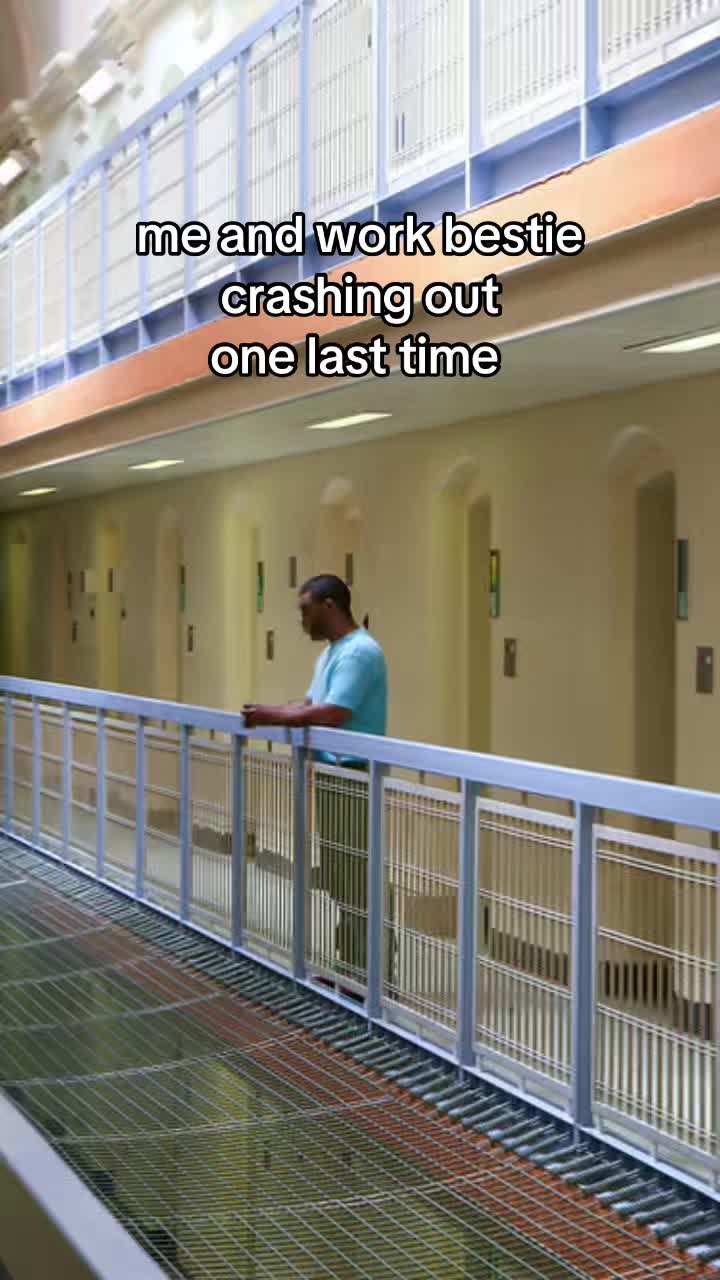 @urmuddasscrew