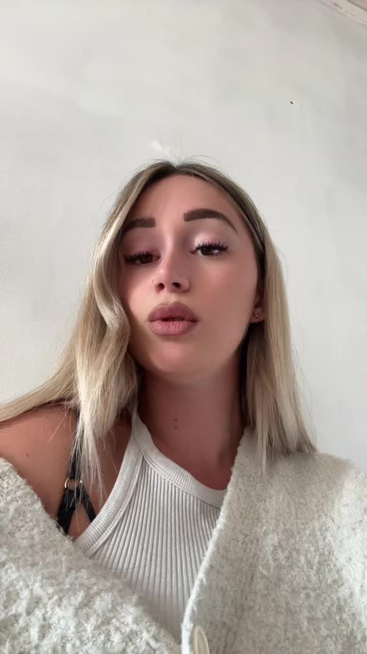 @Emelinelamiss