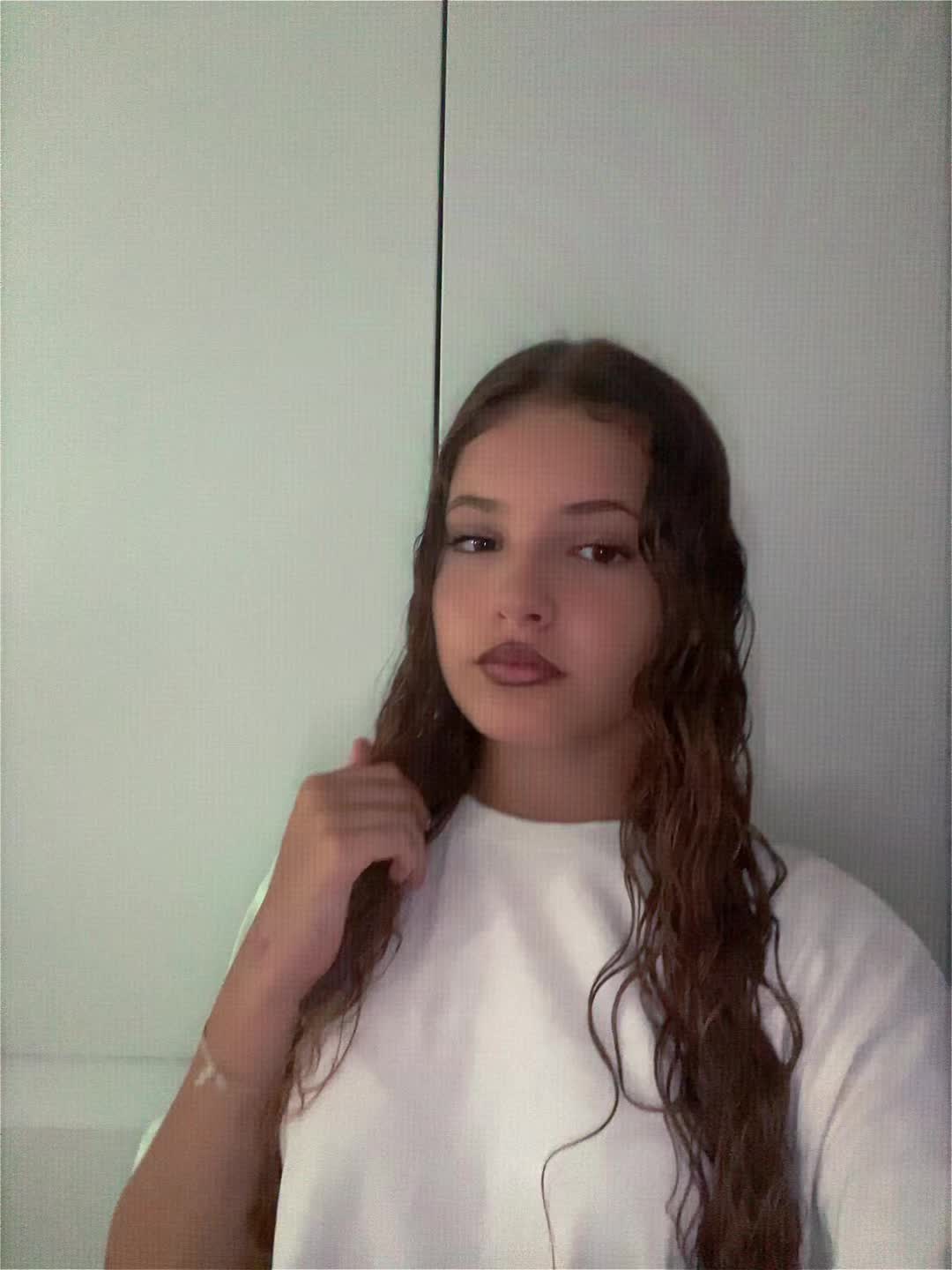 @vickyy