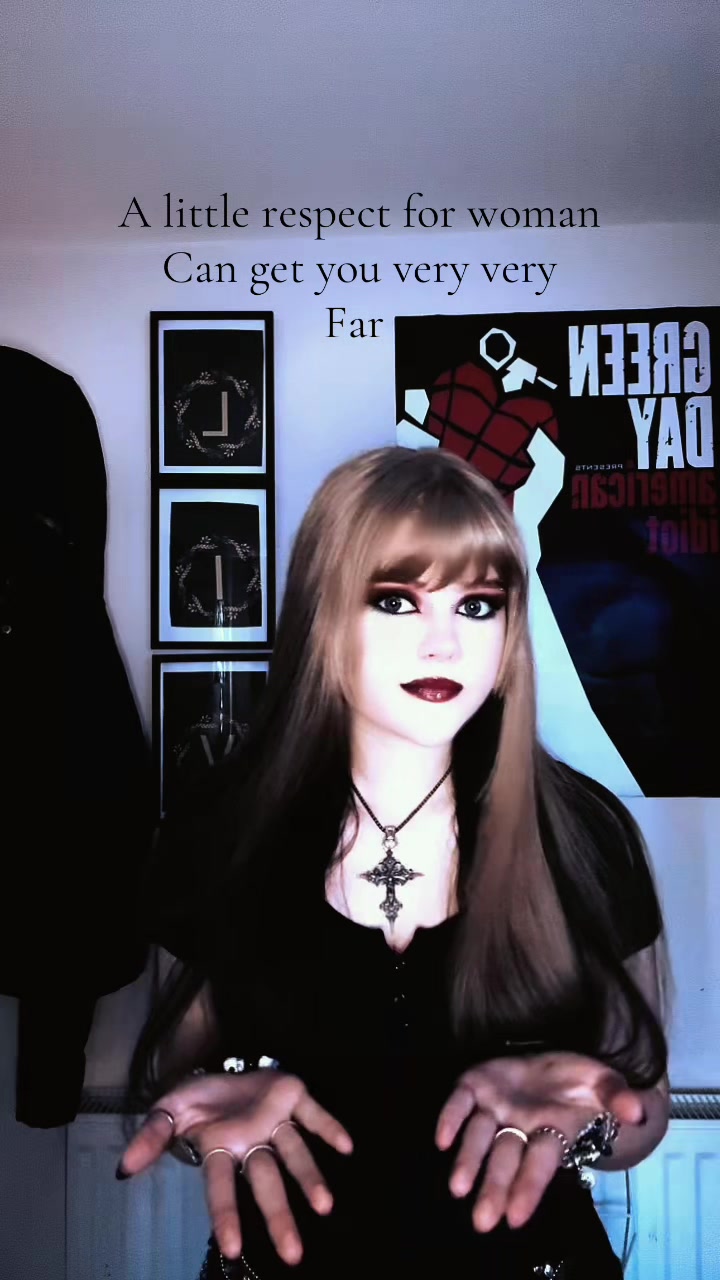@丰🖤 𝕷𝖎𝖛𝖘𝖙𝖆𝖗 🖤 丰