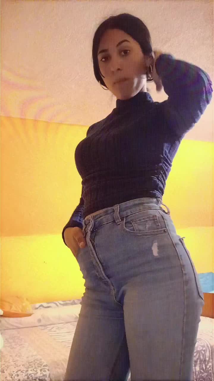 @🖤