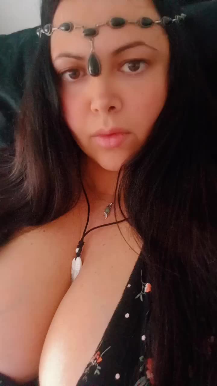 @Carmen De Rovertis