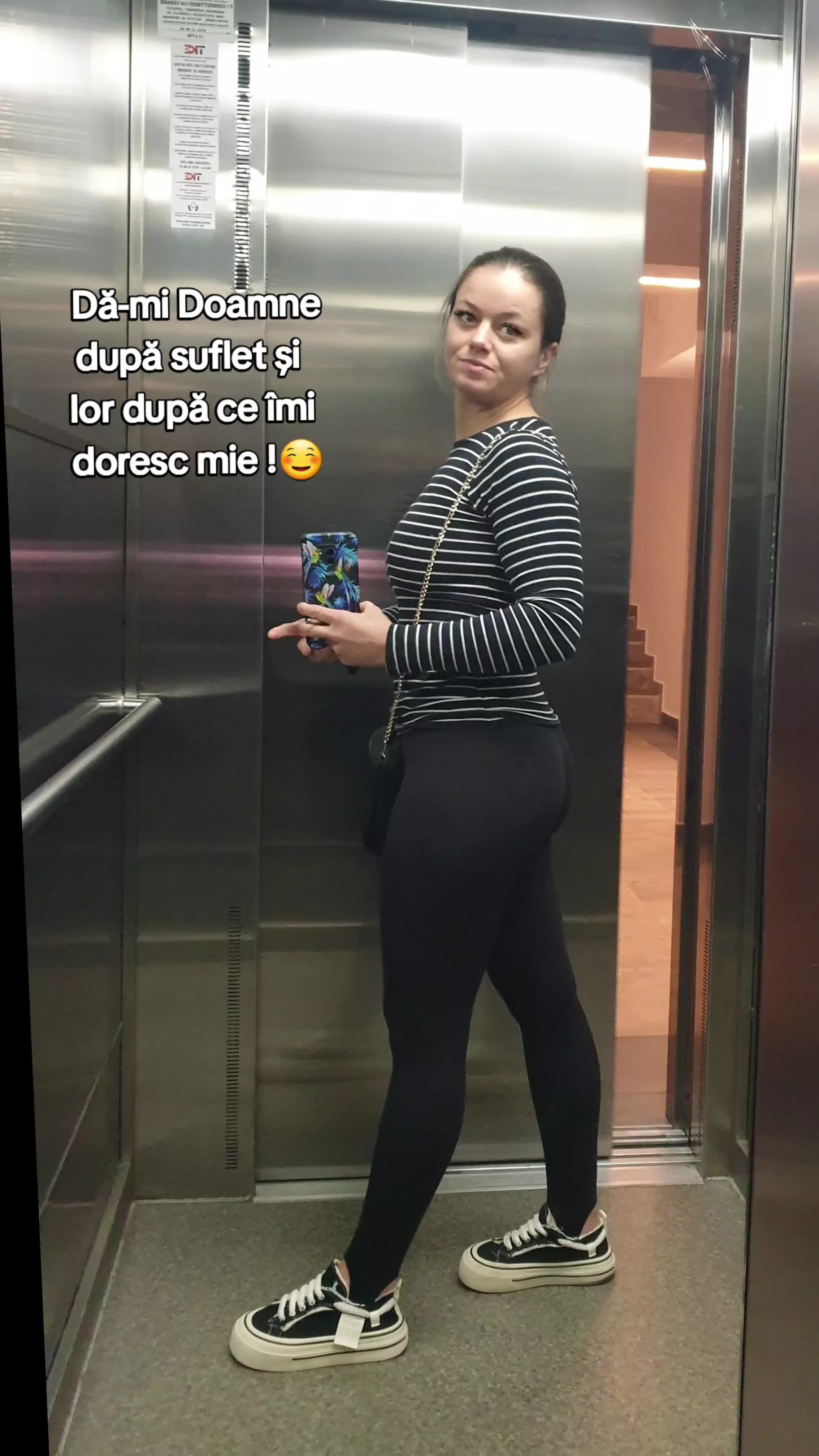 @MaryLenna