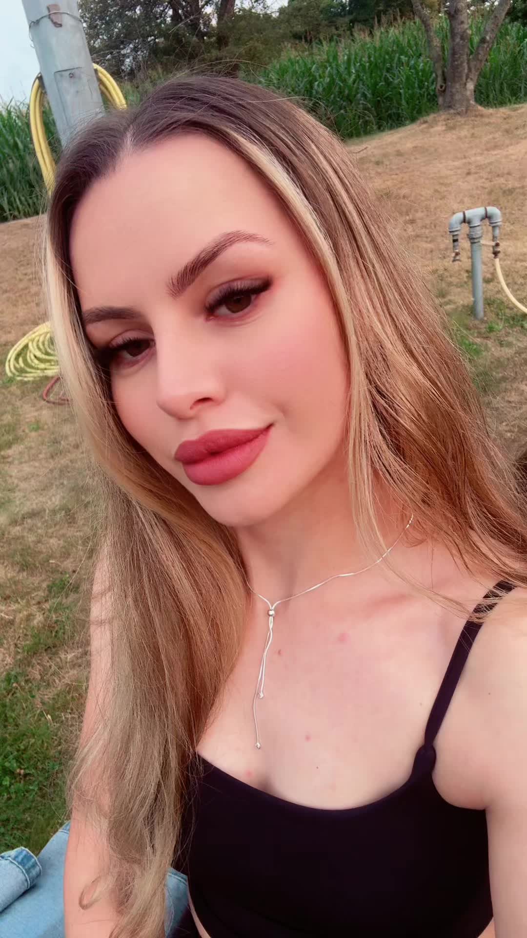 @Cristina Sebezan