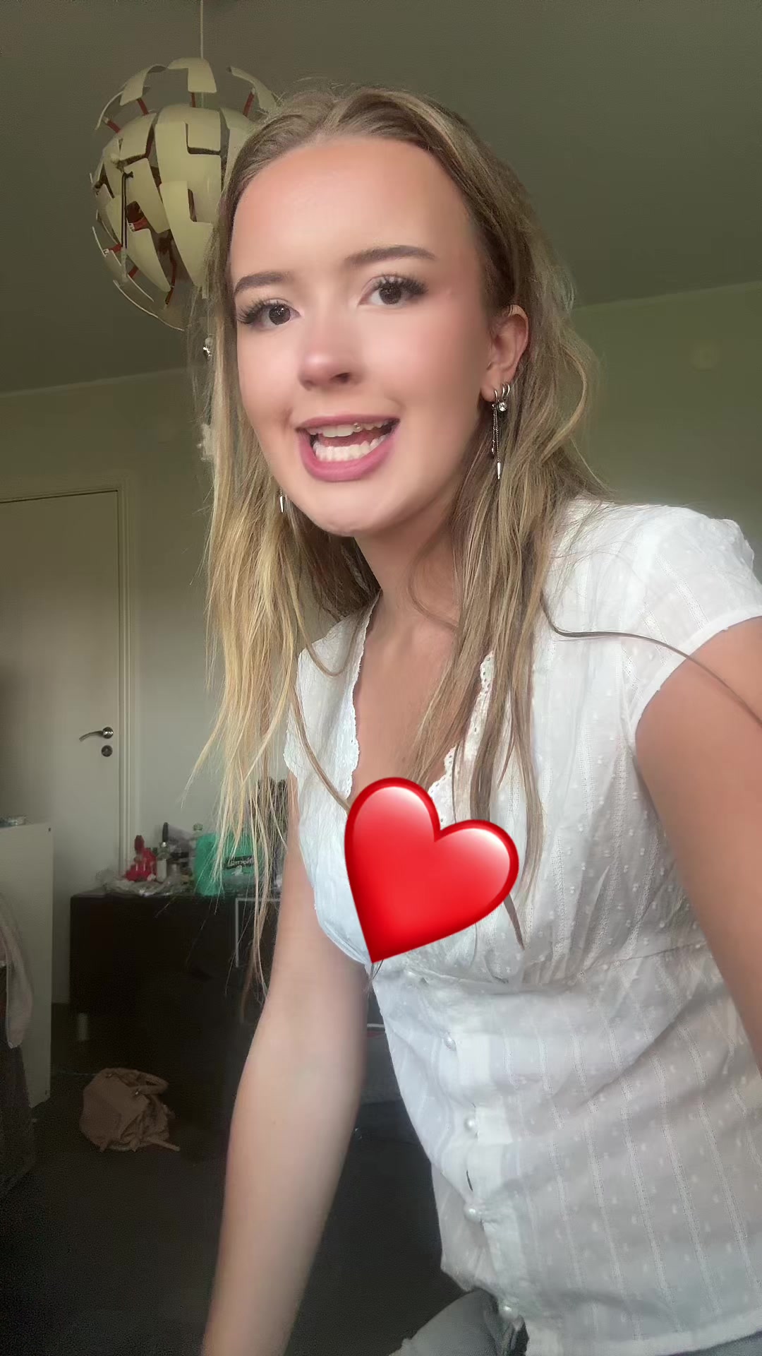@Ella ♱