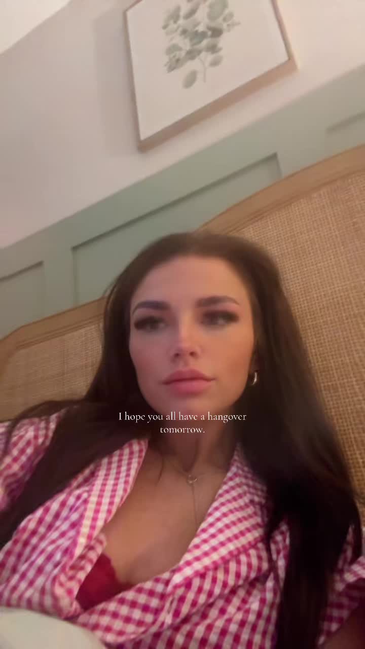 @your_girlb_