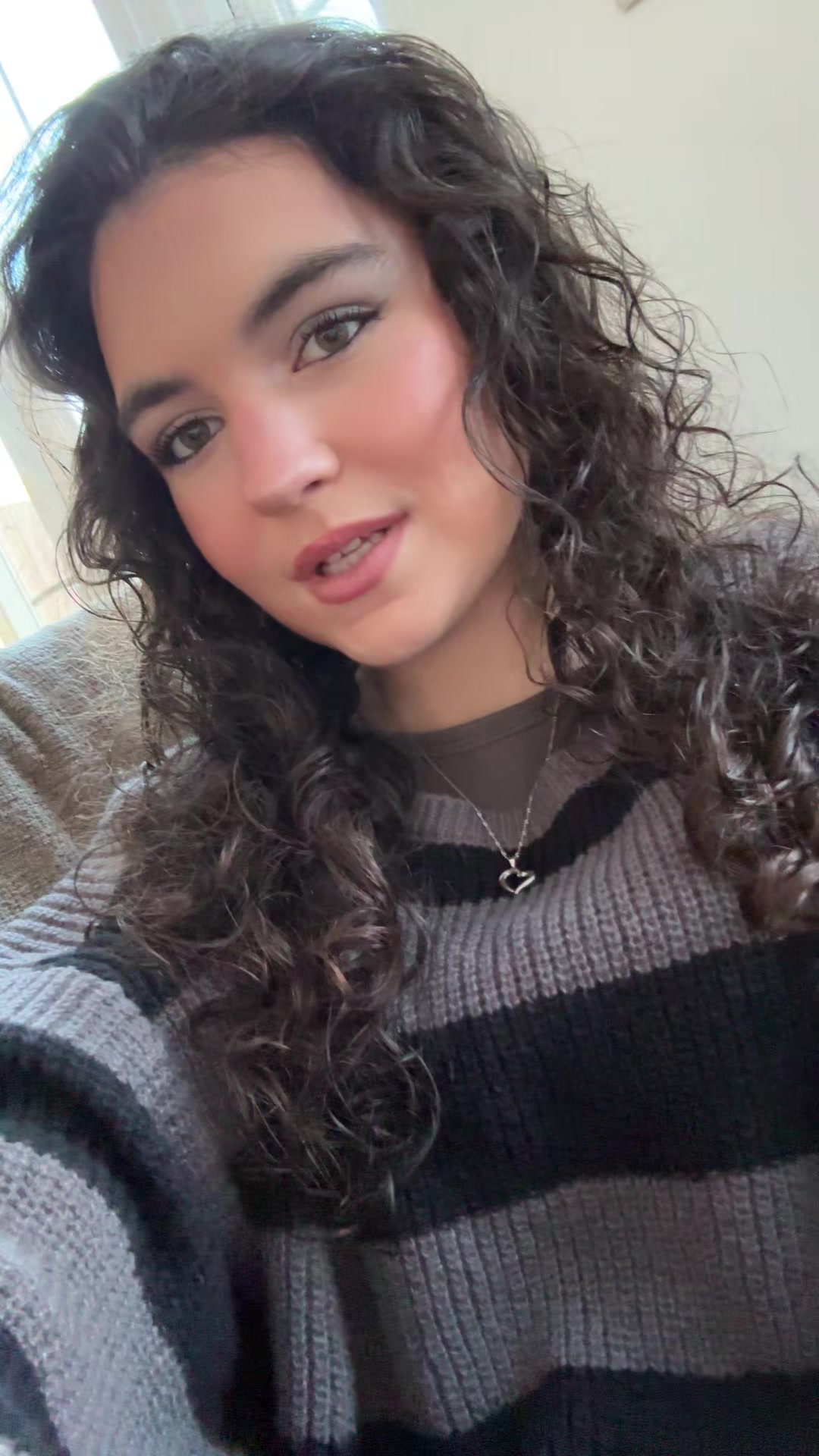 @Evelyn๐