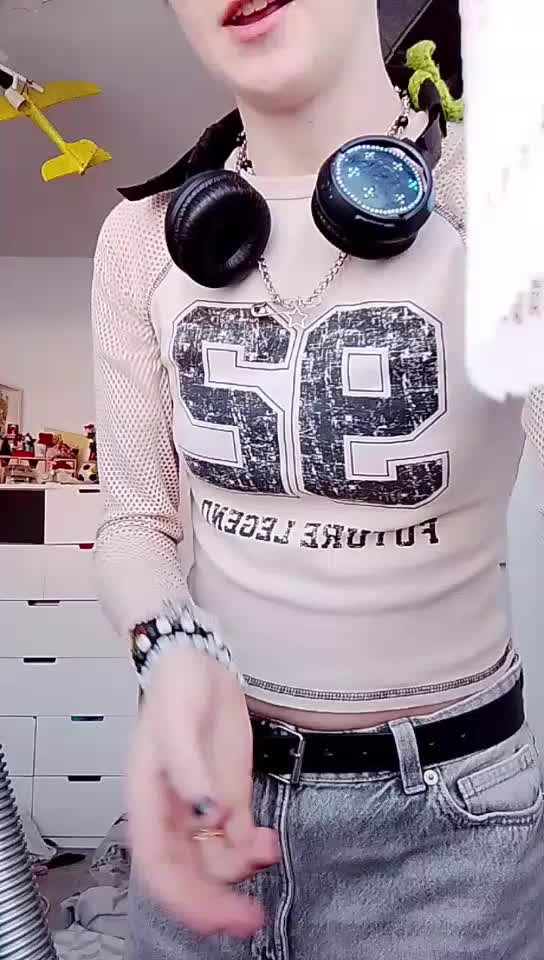@★