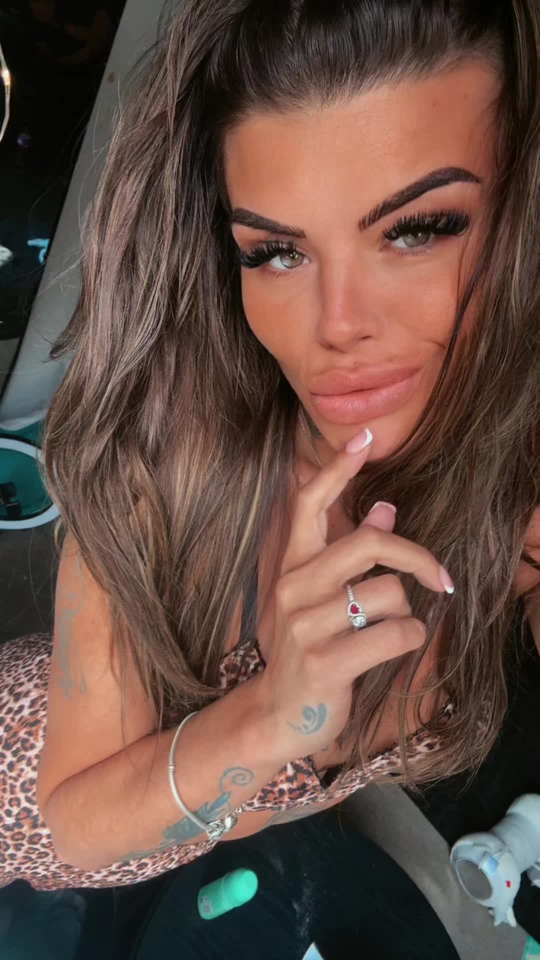 @J E S S I I 🌸