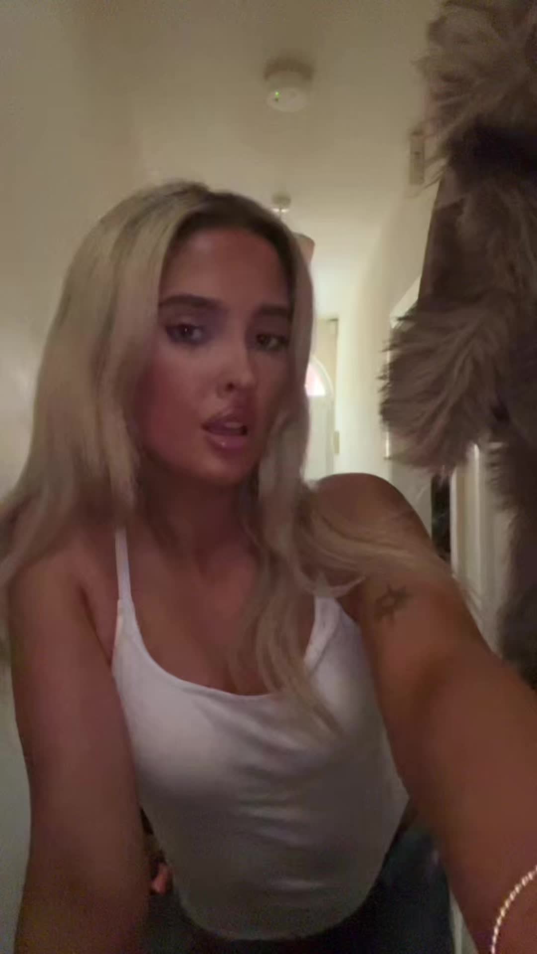 @ciara