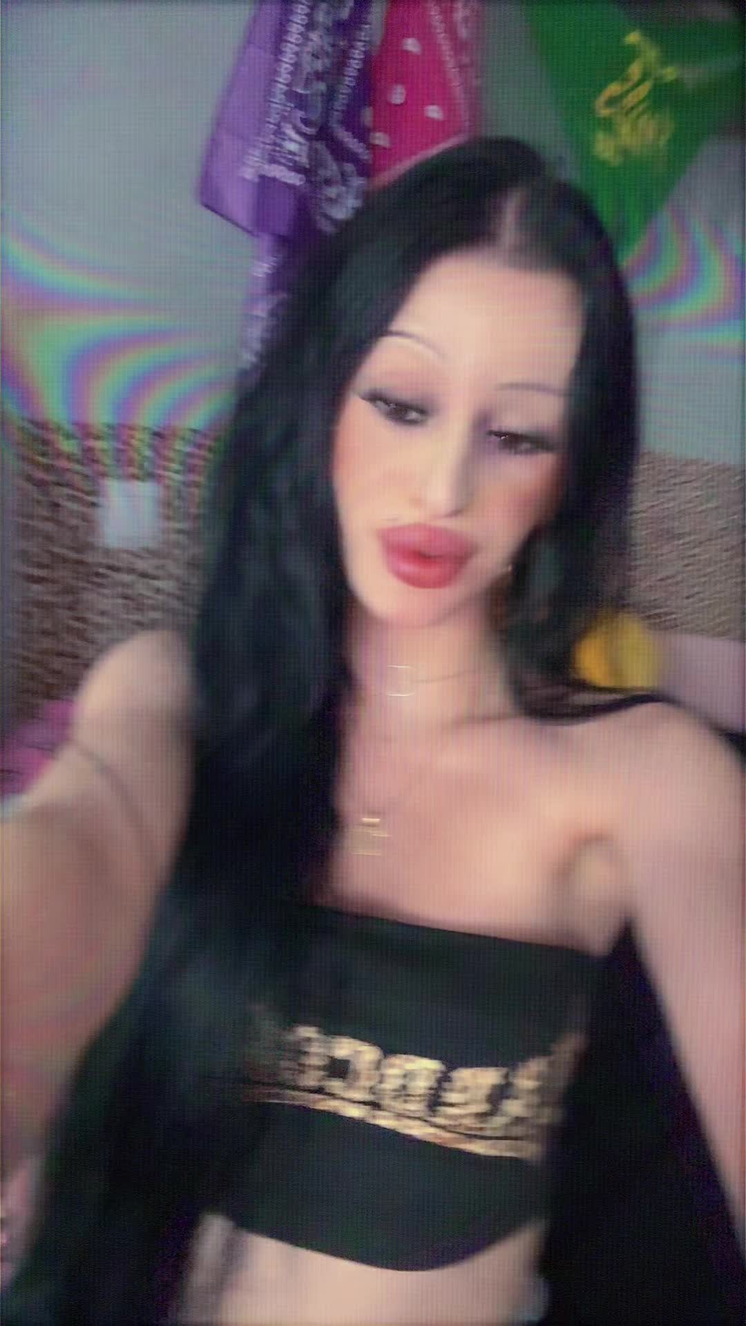 @Chanelitaa
