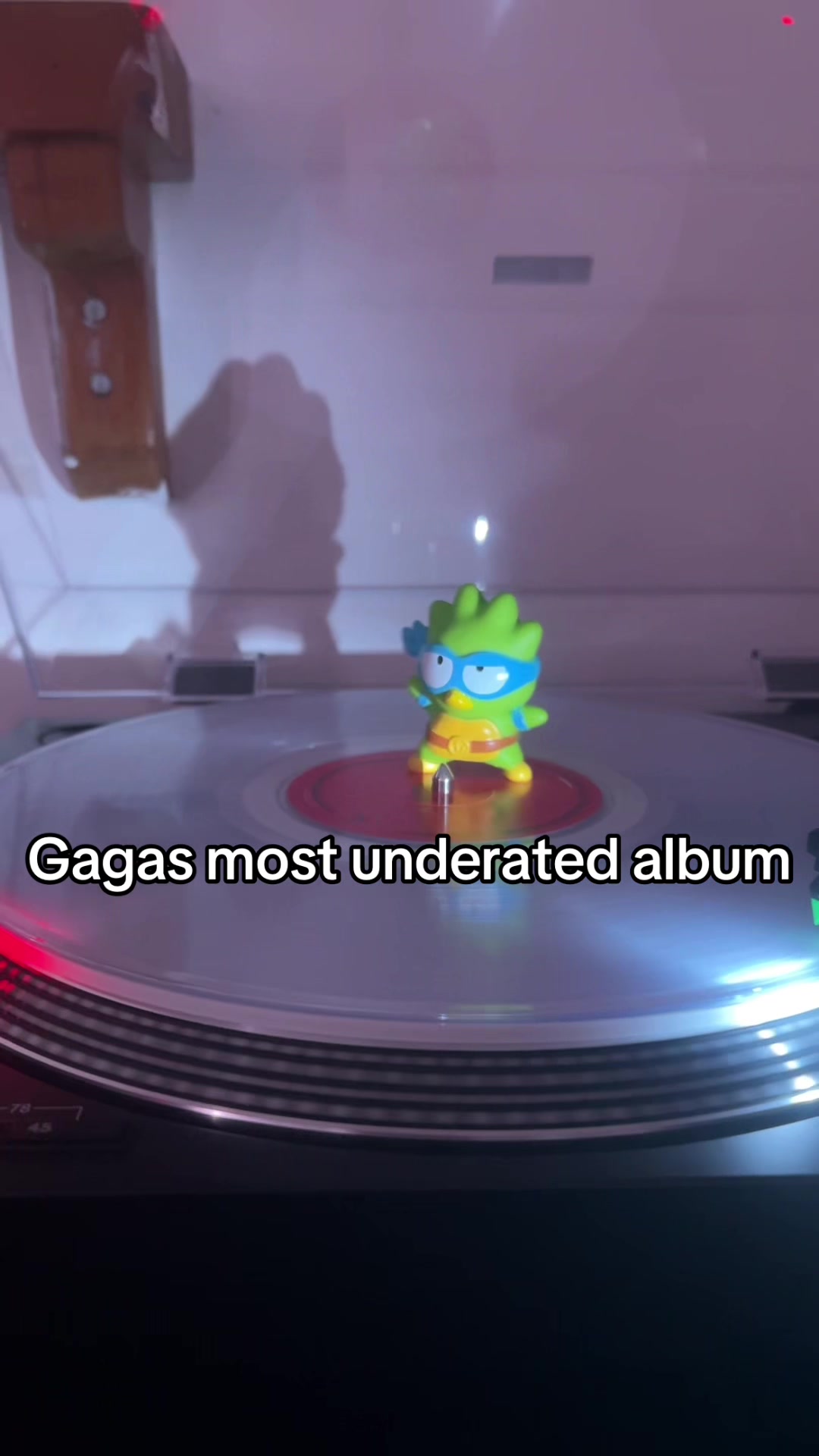 @themusicaholik🕰️🥑💋