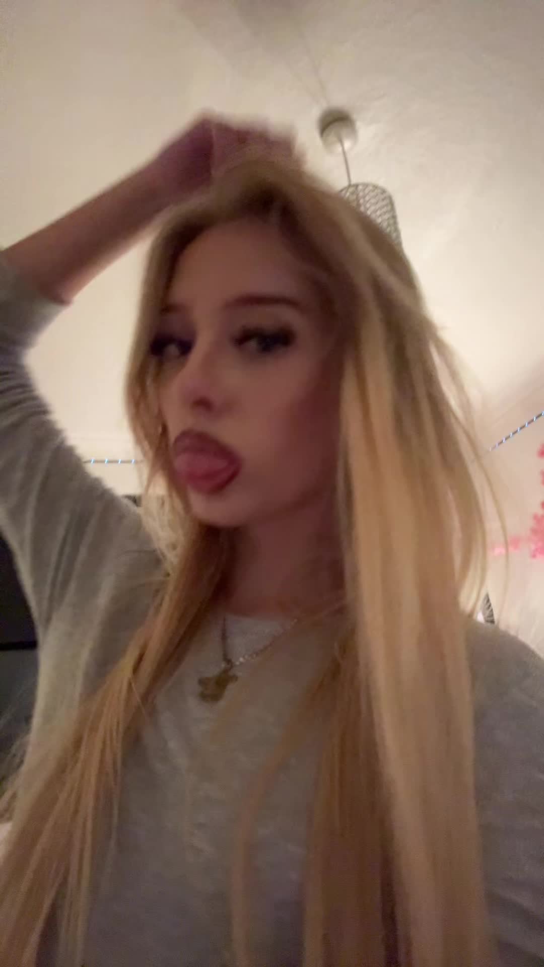 @ℓ🫰