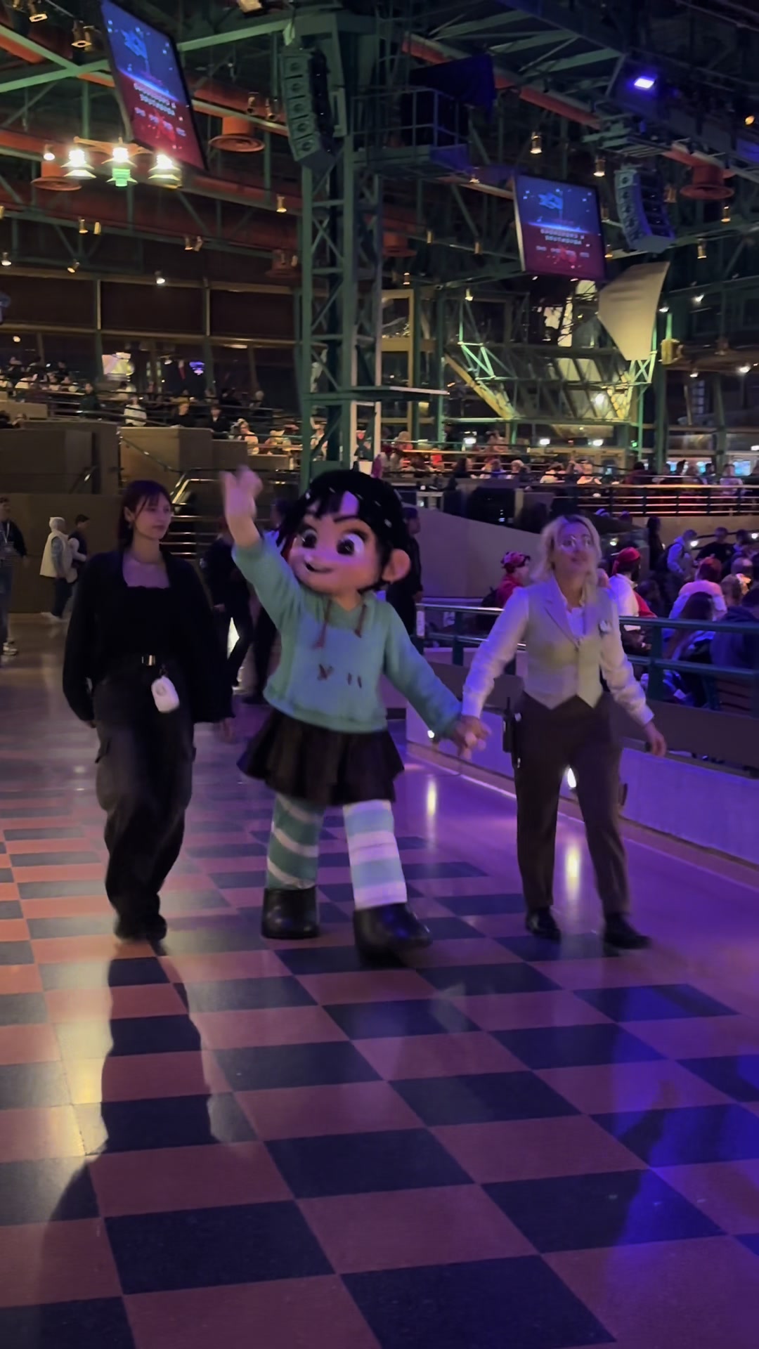 @disneyfamily