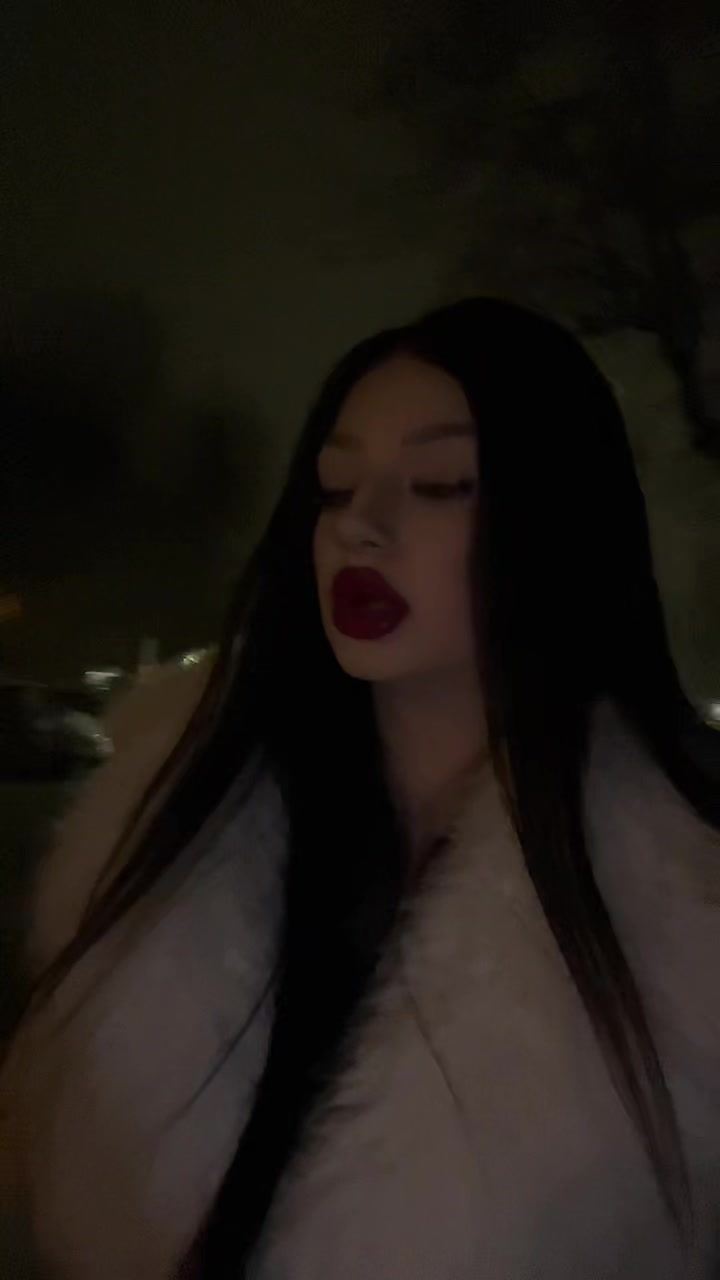 @avevikii