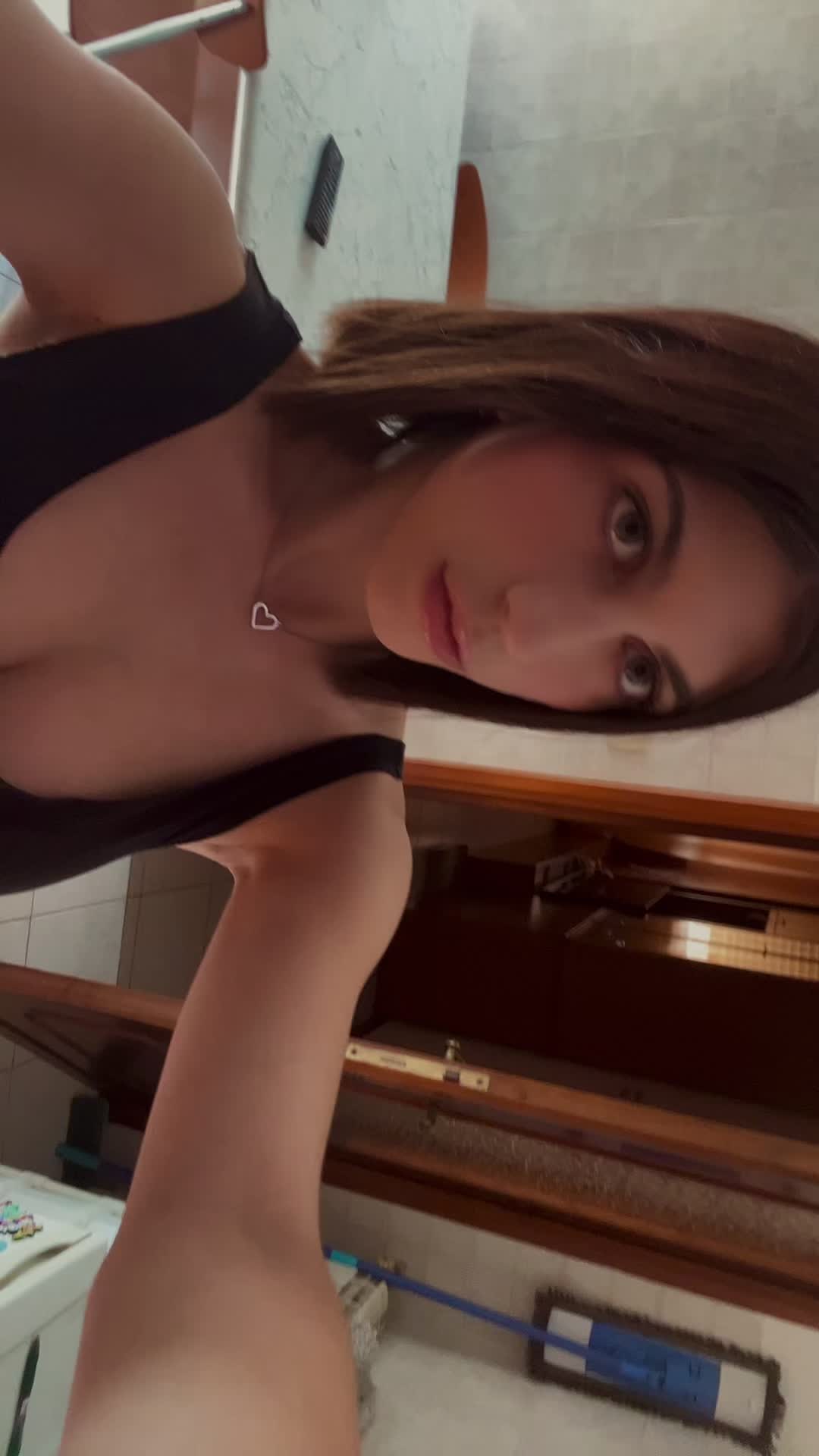 @rora