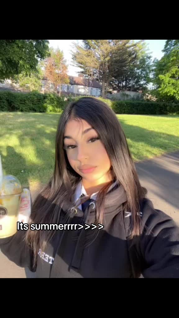 @𝐄ꨄ