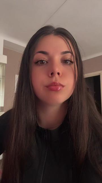 @✨ℂ𝕠𝕣𝕚𝕟𝕒-𝕄𝕚𝕙𝕒𝕖𝕝𝕒✨