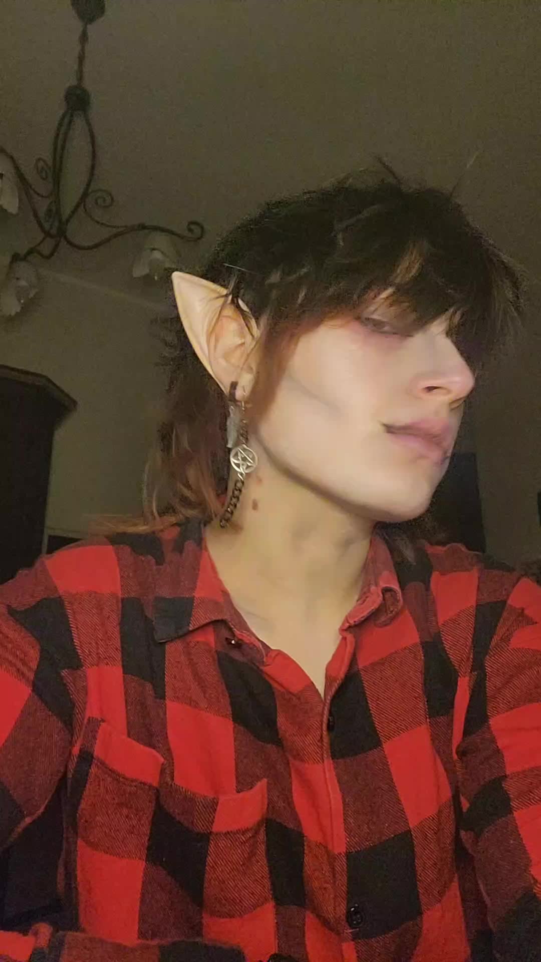 @Alex._