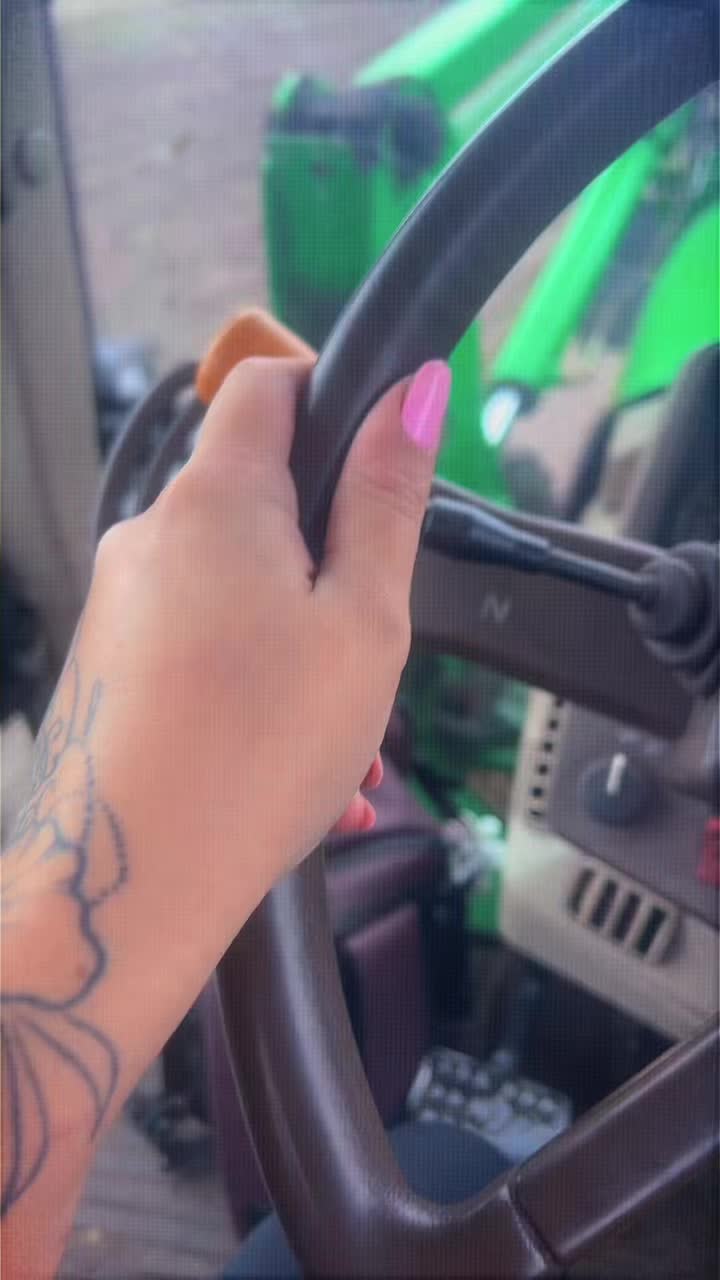 @🤍𝙻𝚊𝚞𝚛𝚊 𝙺𝚎𝚝𝚛𝚒𝚗🤍