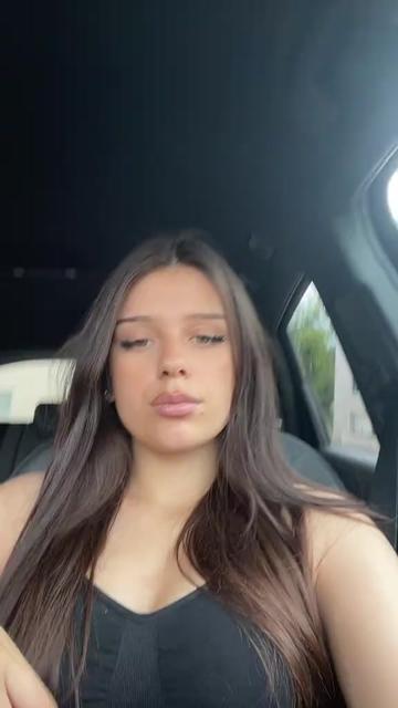 @Laura Berisha