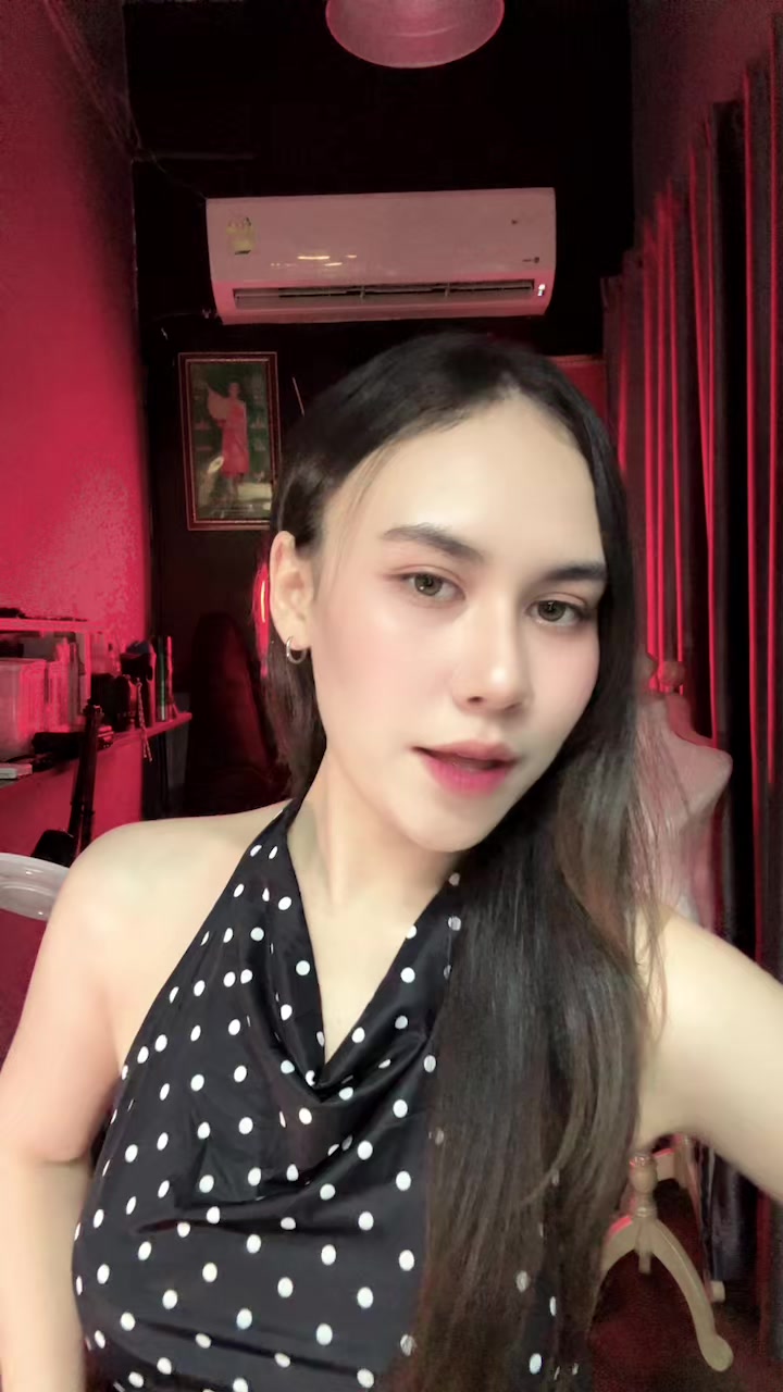 @แอนนี่เพื่อนเรียกแอนนา