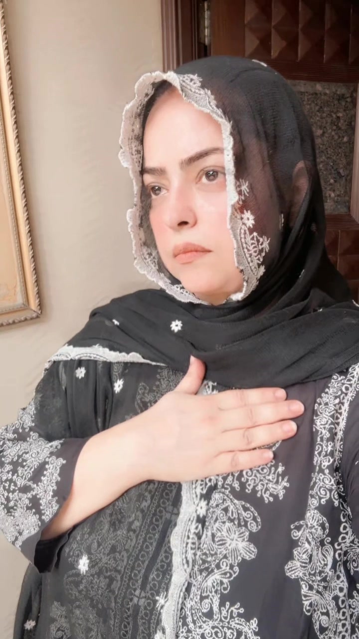 @Jee Madiha Shah Jee