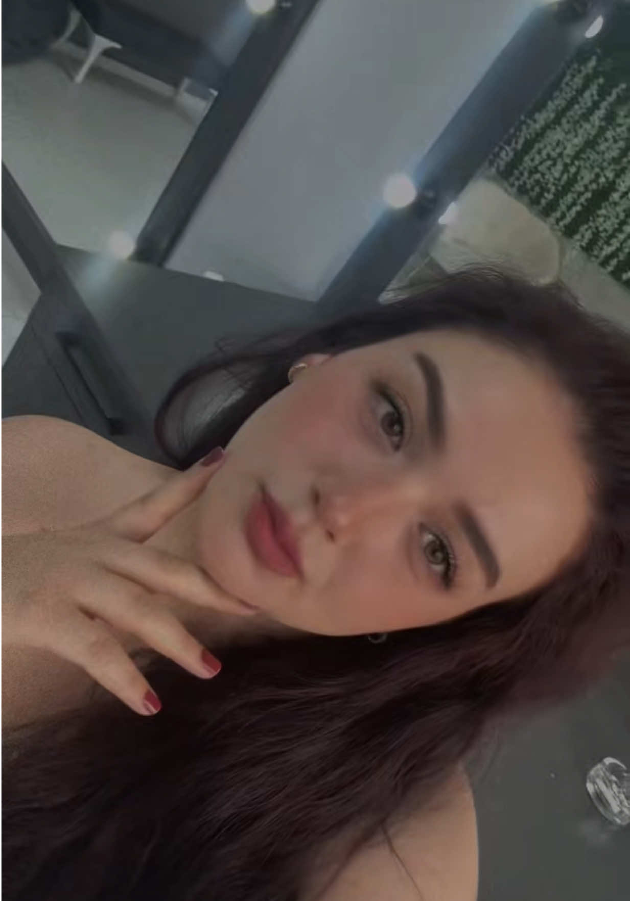 @msBELLAyvz