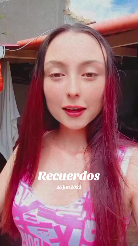 @Laura Valencia🐼🐼