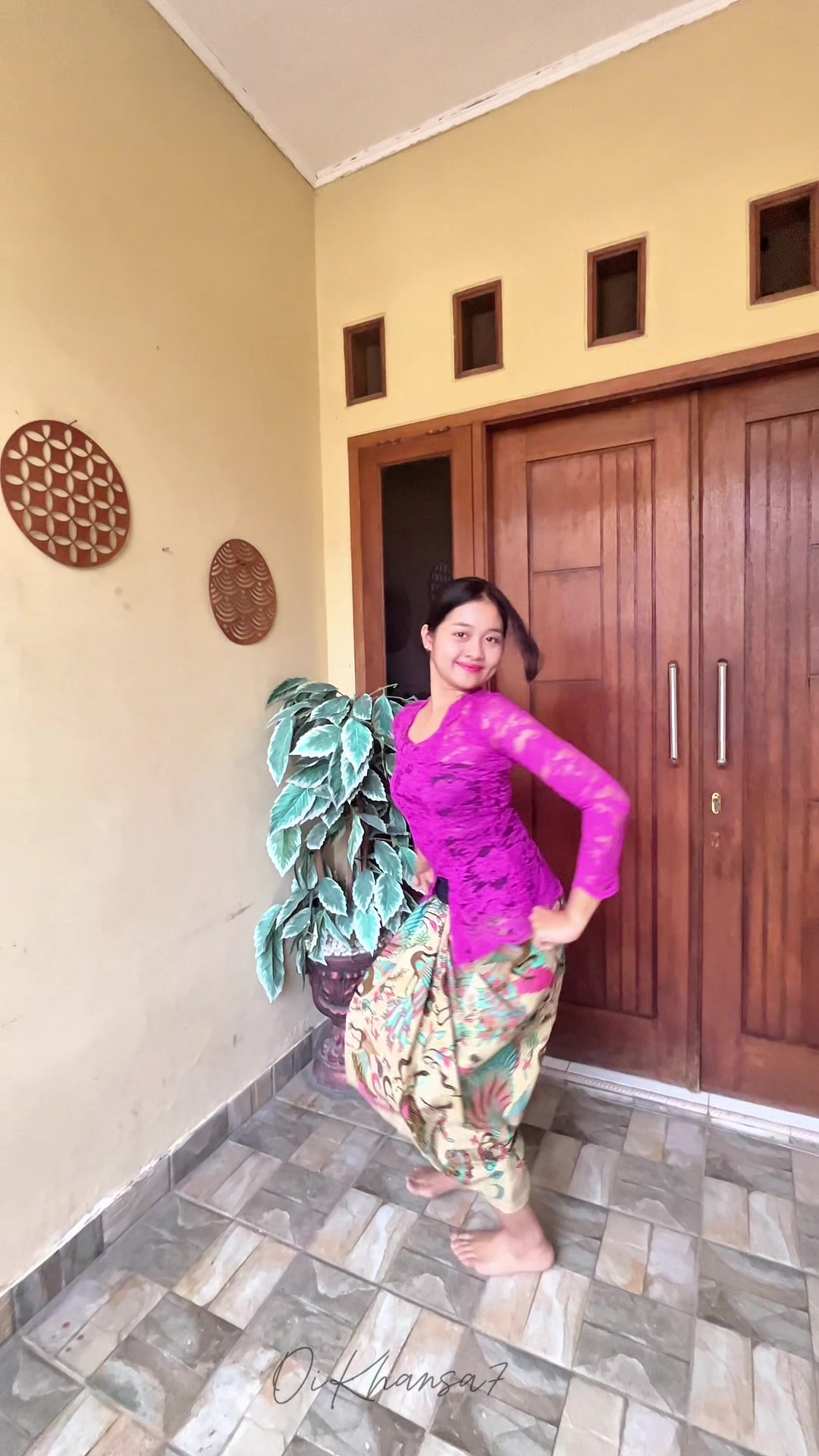 @oi khansa7