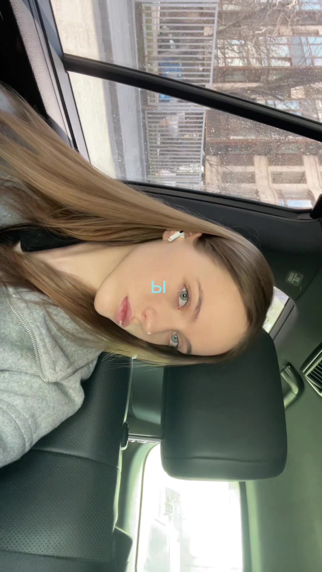 @ℳ𝒶𝓇𝒾𝒶_ℬ𝓊𝓏𝓏