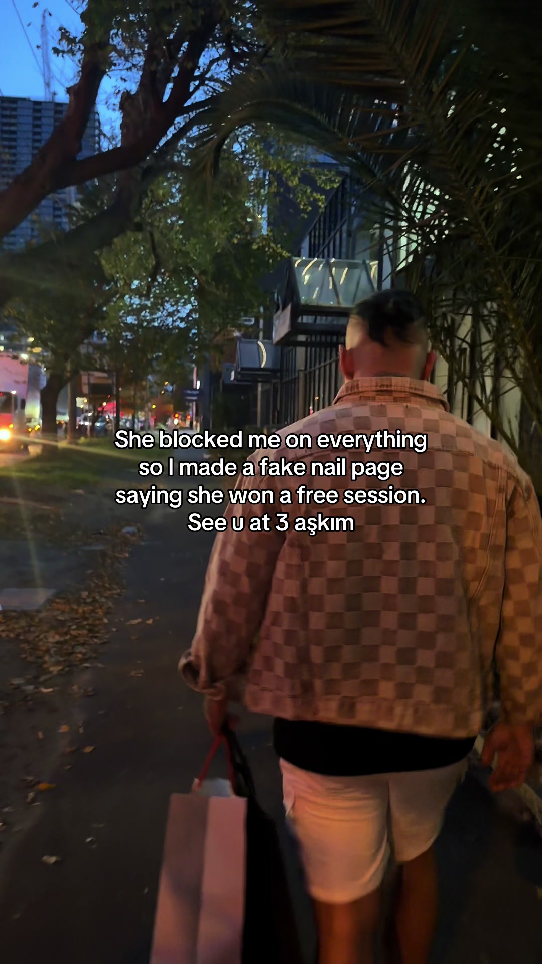 @Ayshe ๐ฉธ๐น๐ท