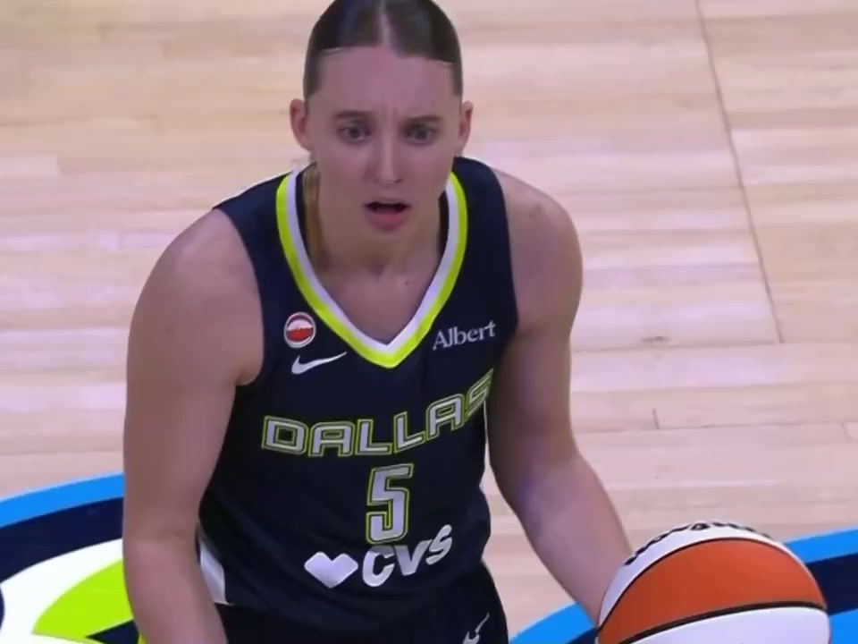 @Paigeedit🪻🏀🌭