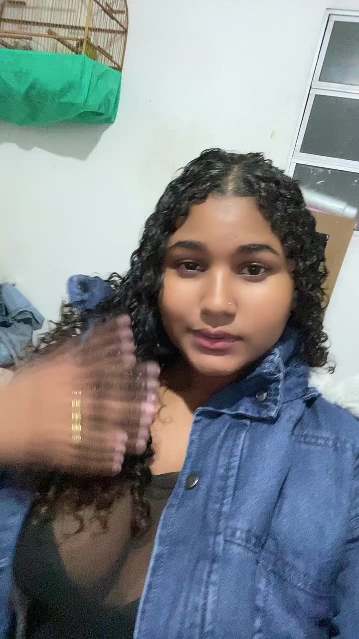 @naay.silva011
