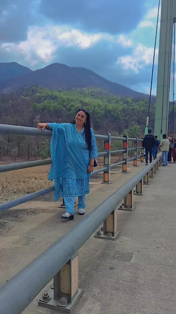 @Meera&hearts;️Abhi( From Bardiya )