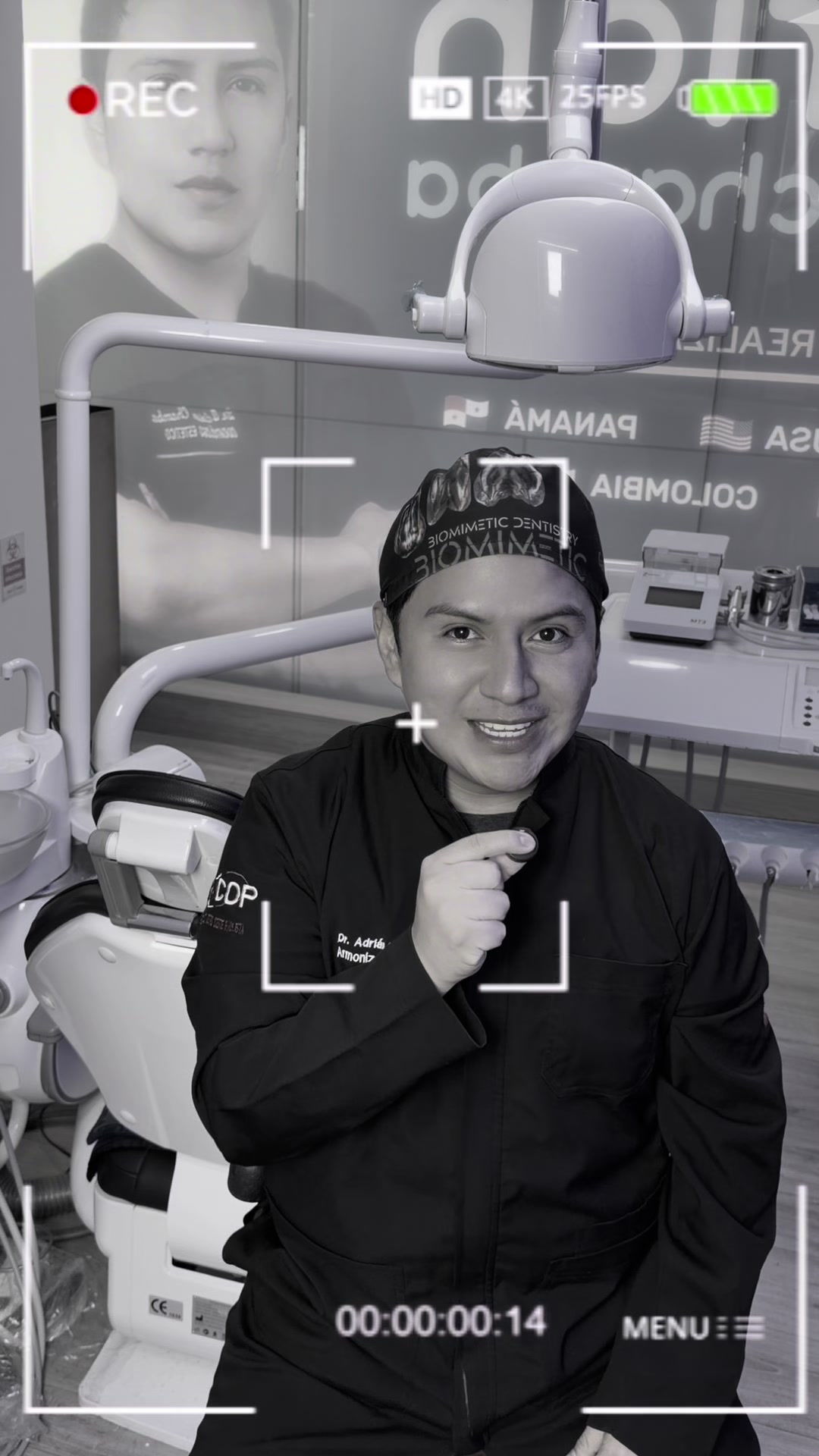 @Odont&oacute;logo Adri&aacute;n Chamba