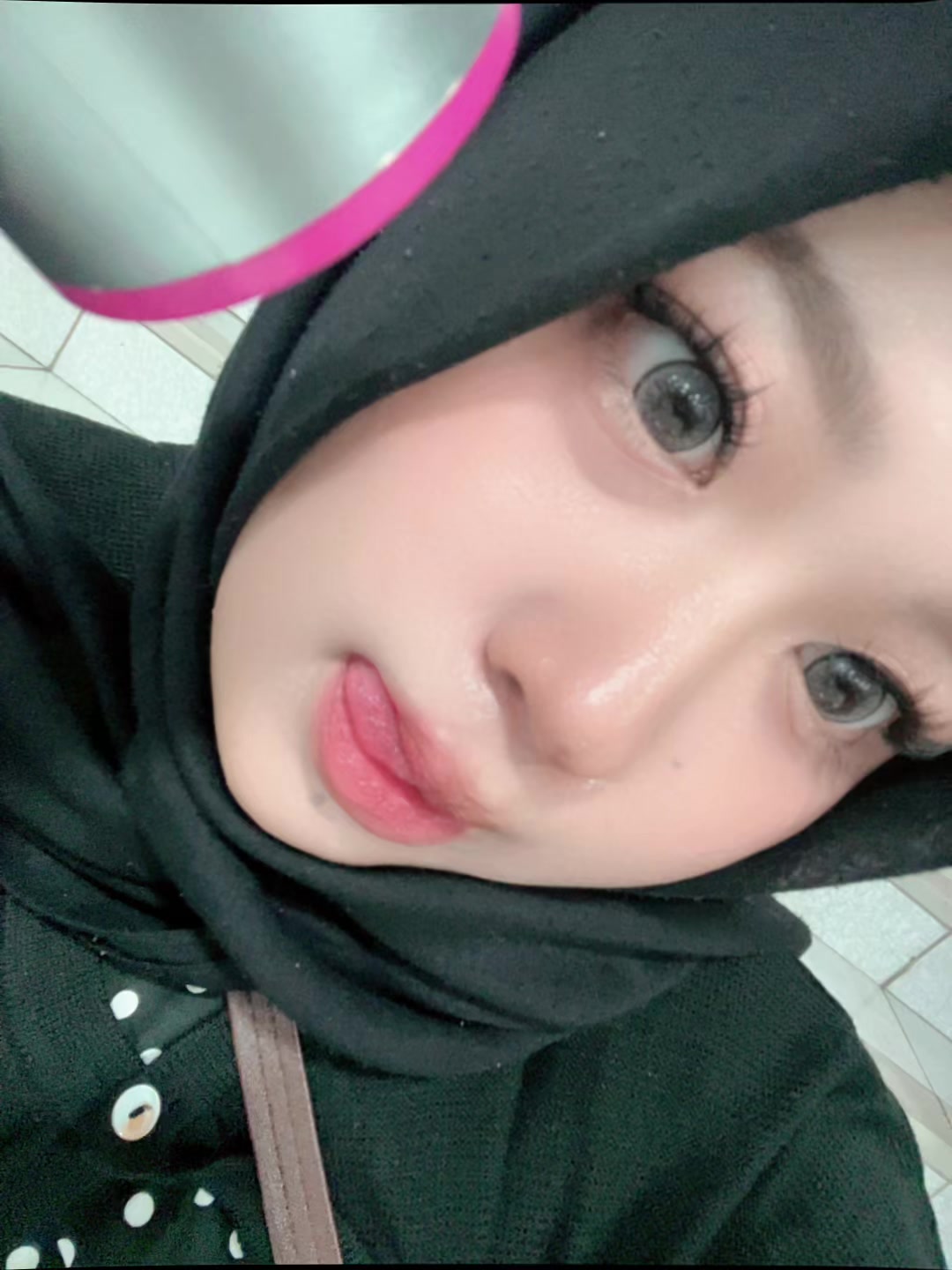 @ayy