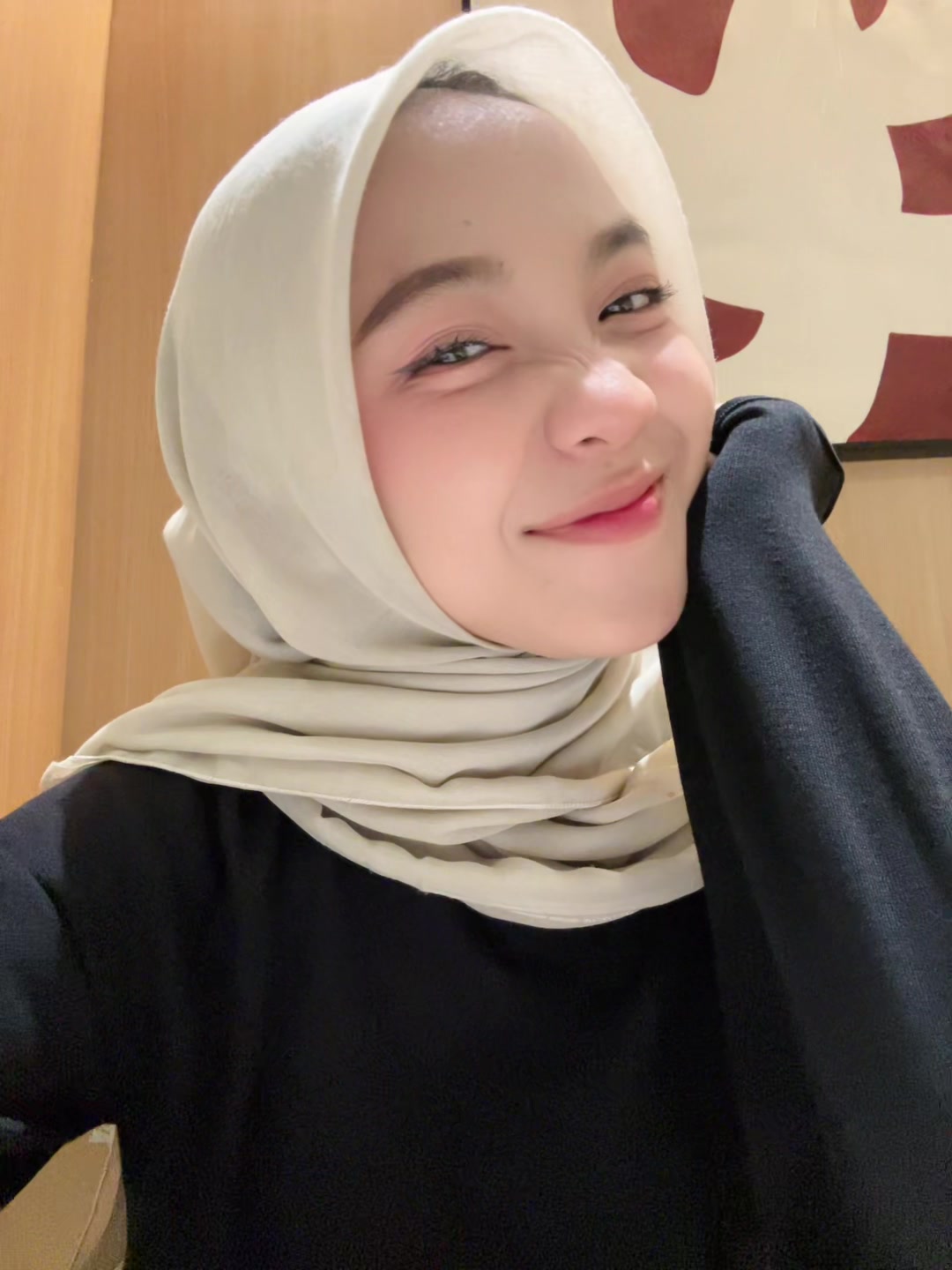 @𝐚𝐧𝐚𝐧𝐝𝐚 𝐧𝐮𝐫𝐮𝐥