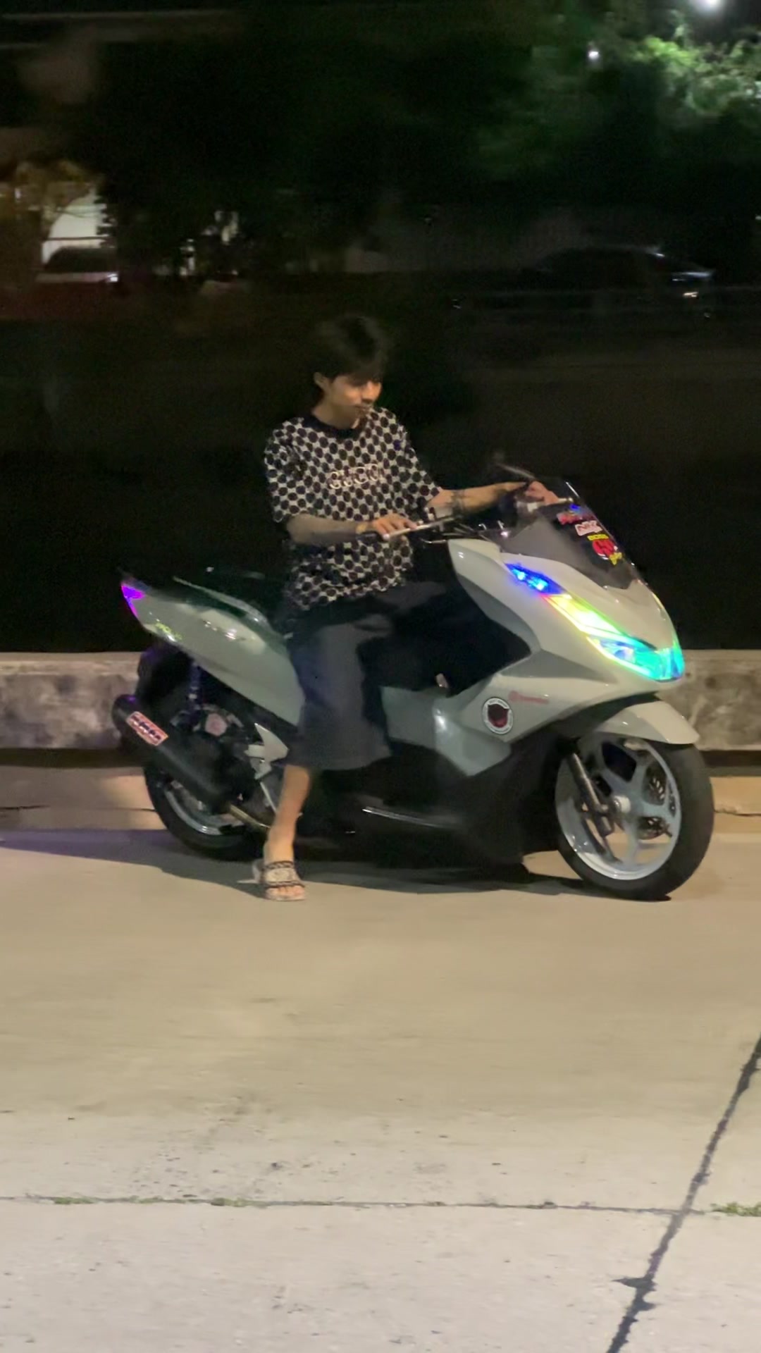 @ไมค์⚡️