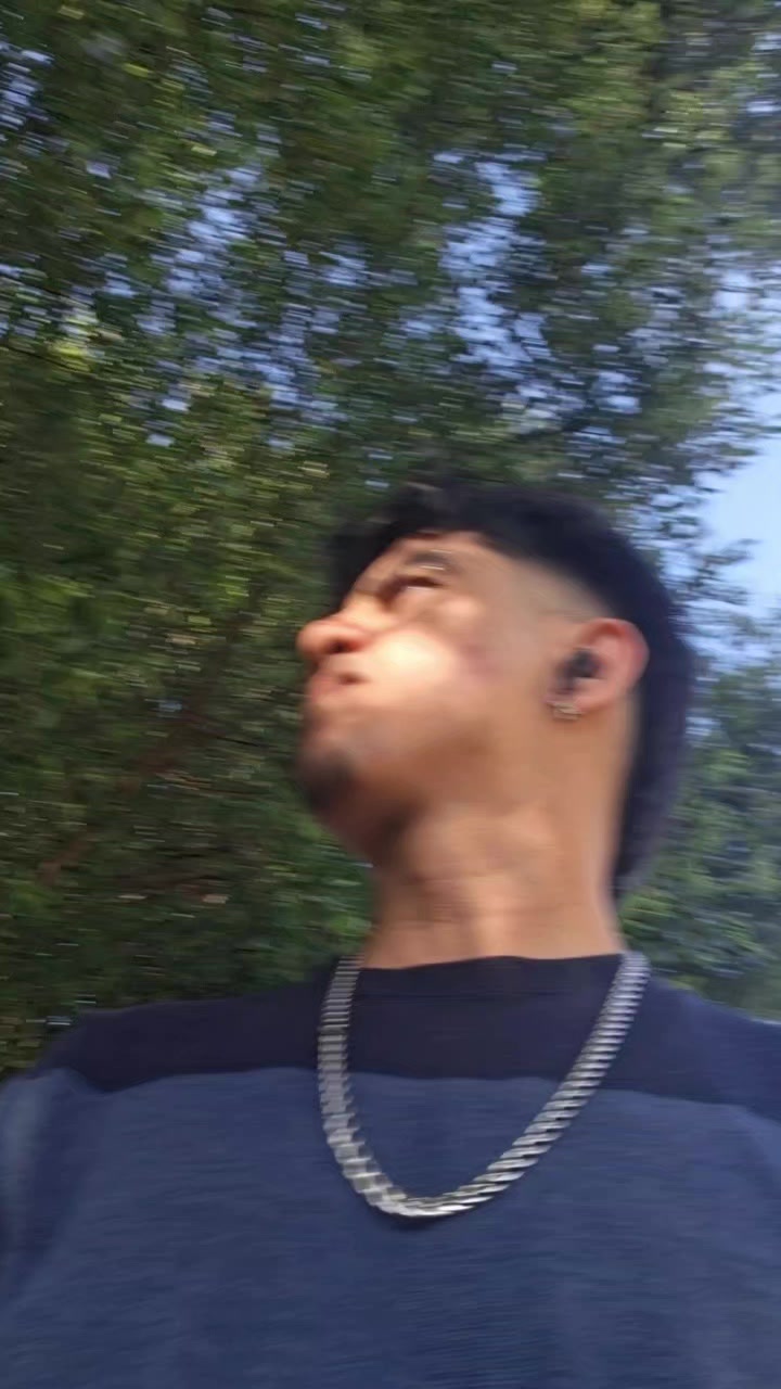 @Edwinking👑