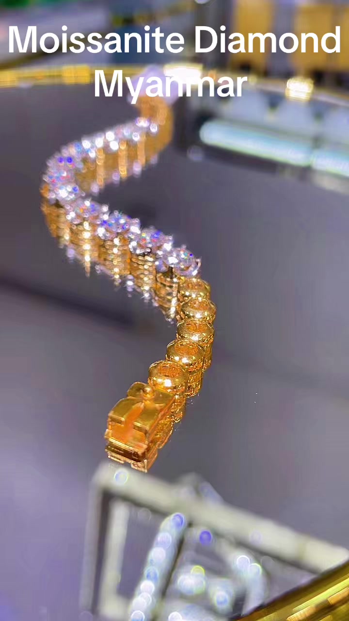 @Moissanite Diamond Myanmar 1